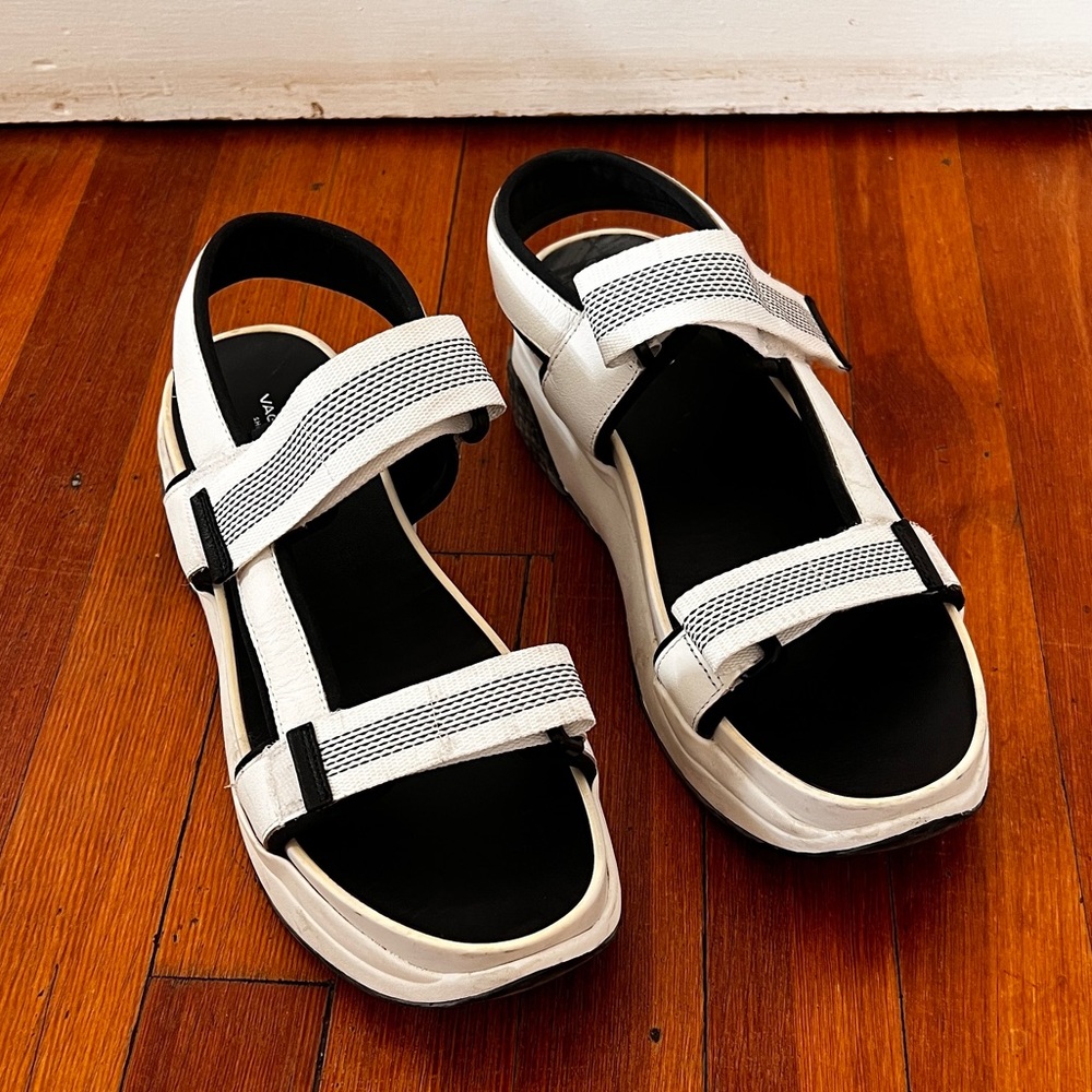 Vagabond Lori Platform Sandals White & Black Strap Sandal | Size 10